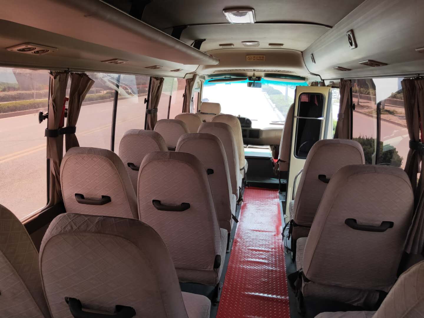Buy cheap diesel / petrol 2015 2016 luxury mini coach used toyota coaster with 30seats for sale product