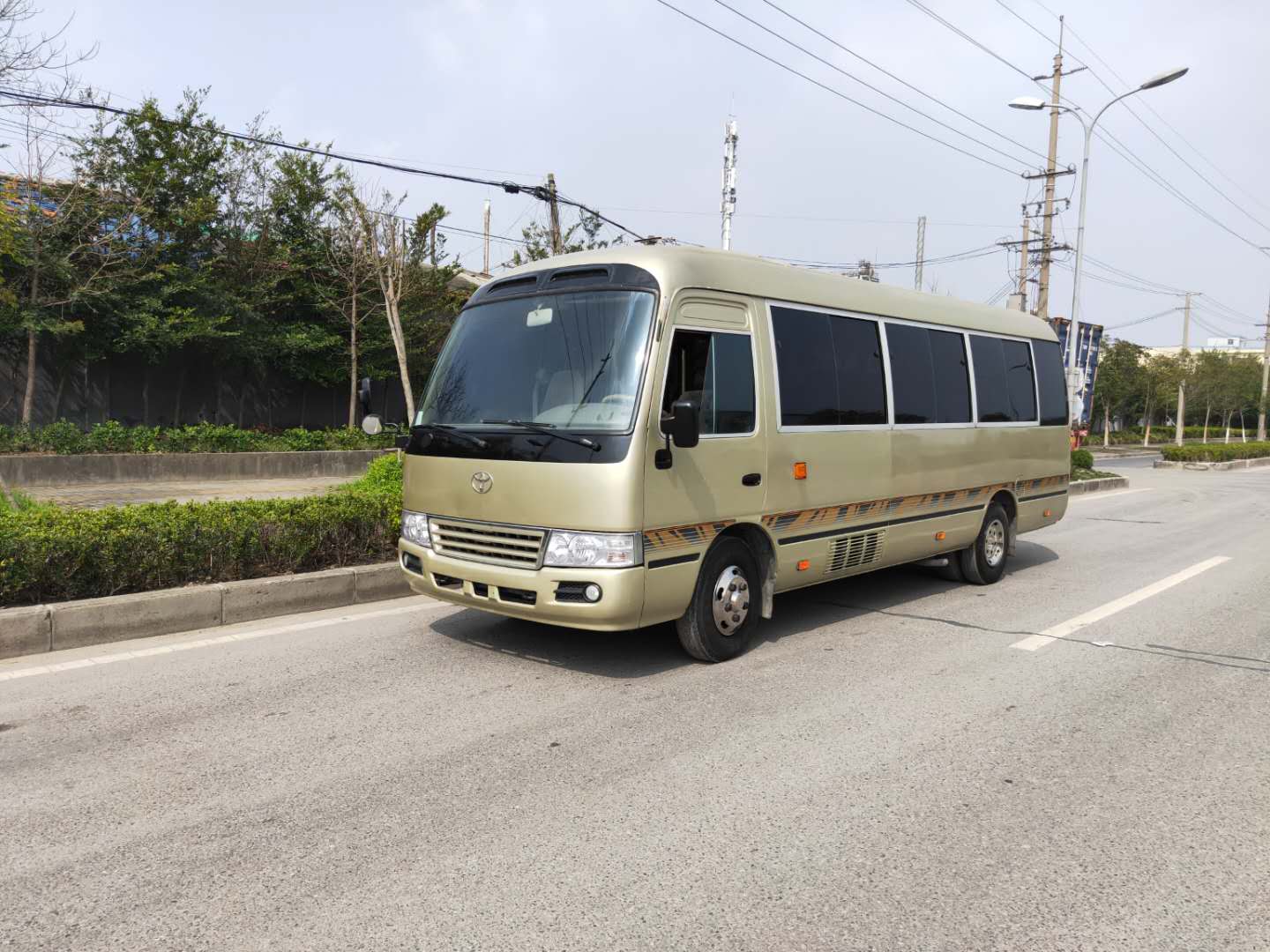 Buy cheap japan mini car 30seats 2016 2017 used Toyota coaster for sale with cheap price from wholesalers