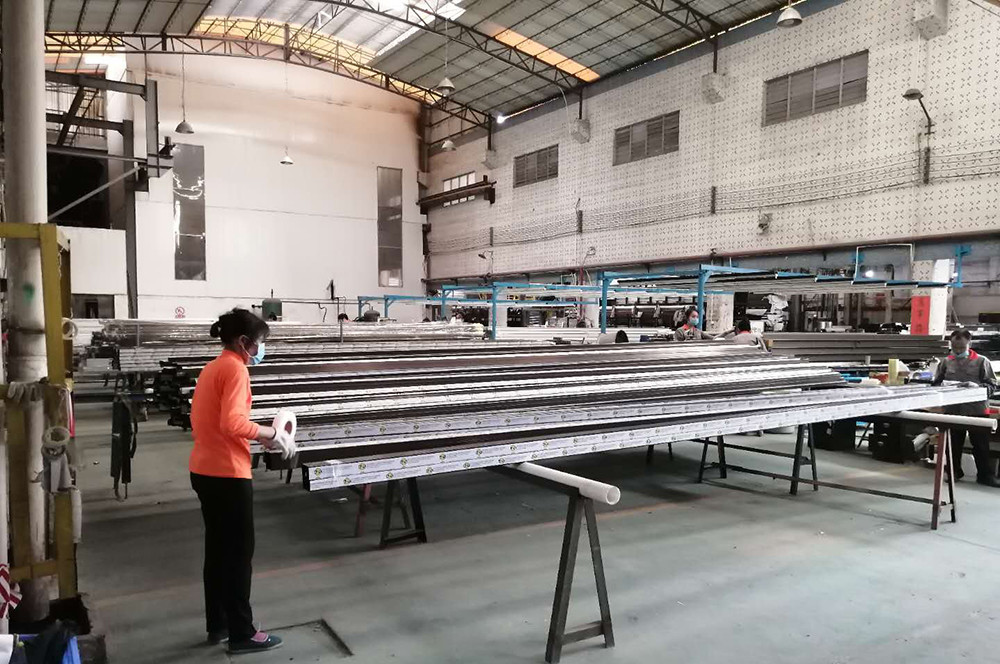 Guangdong  Yonglong Aluminum Co., Ltd. 