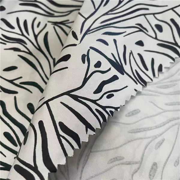 China Digital Printed Winter Coat Fabric 75D 75D 120gsm 100 Polyester Waterproof 1.5M on sale