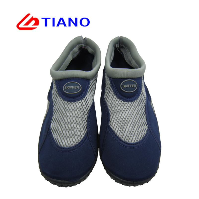 China Unisex Customized Size 30-45 Aqua Socks Water Shoes on sale