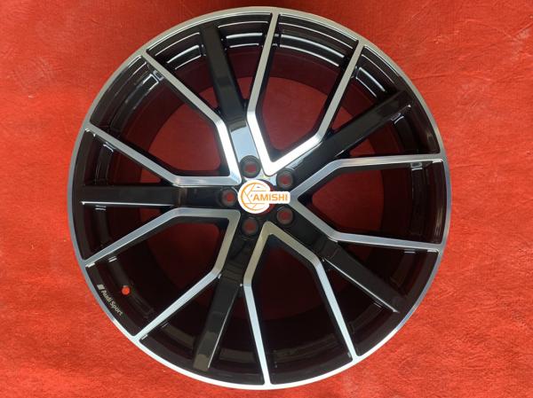 66.5 Hole 22 Inch Black Alloy Wheels , Cast 10J Car Alloy Rims