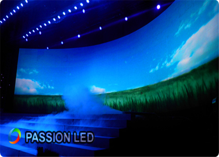 Buy cheap Curved Slim P5mm Indoor Full Color LED Screen / LED Display Module 128*128mm product