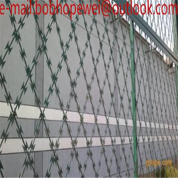 Buy cheap 400x180 Anti Climbing Welded Razor Wire Mesh/welded pvc coated 150mm x 300mm razor wire mesh product