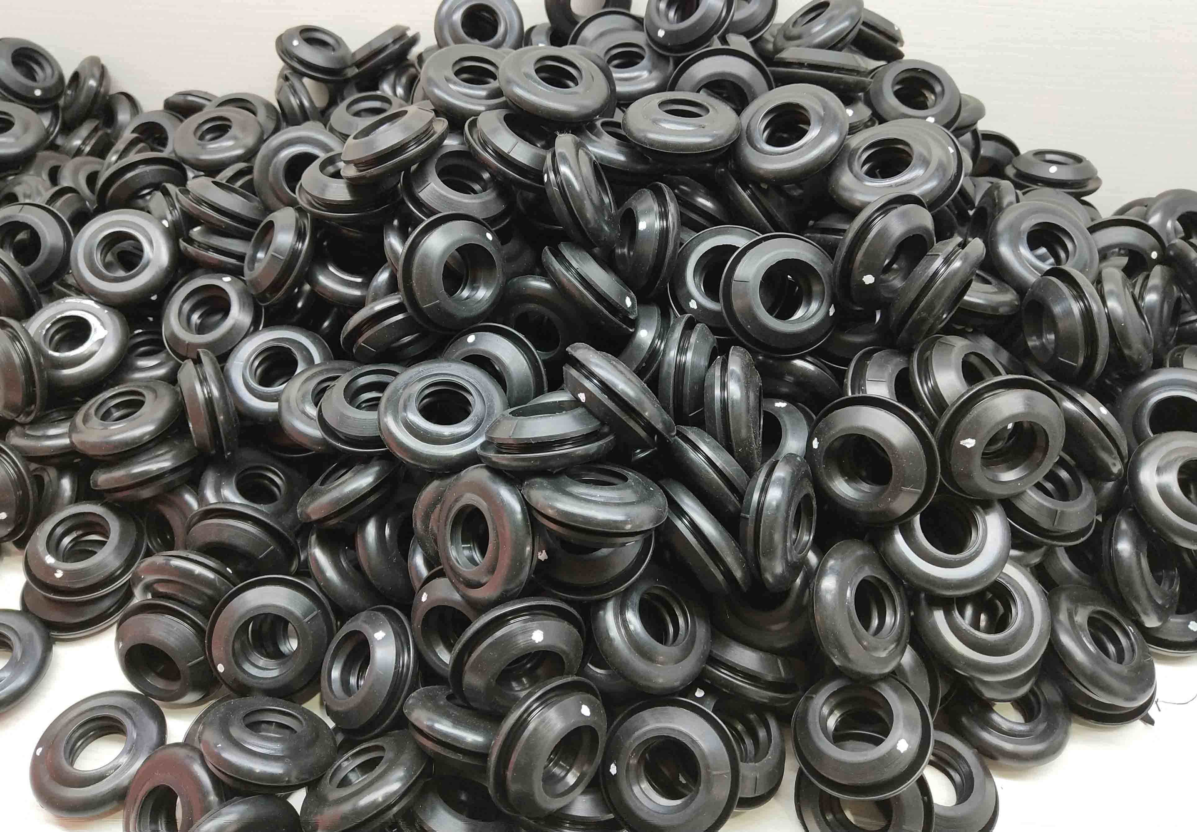 Buy cheap OEM Rubber Grommets Plugs For Cushion Sealing Insulation Protect Wires product