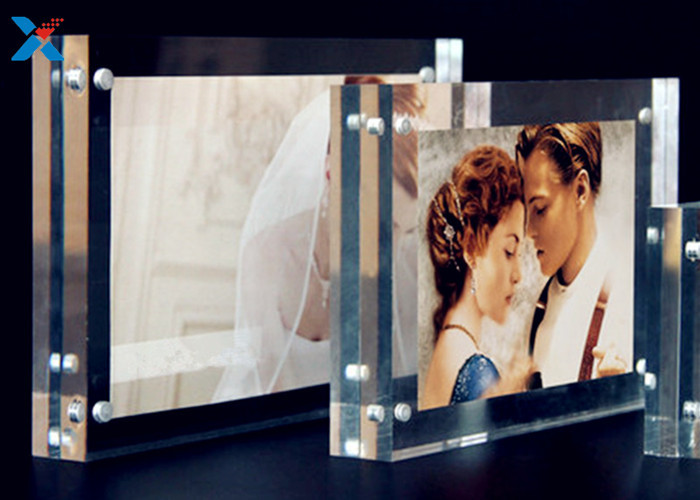 Buy cheap 5*7'' Magnetic Acrylic Photo Frame Silk Screen Printing With Single / Double Sided product
