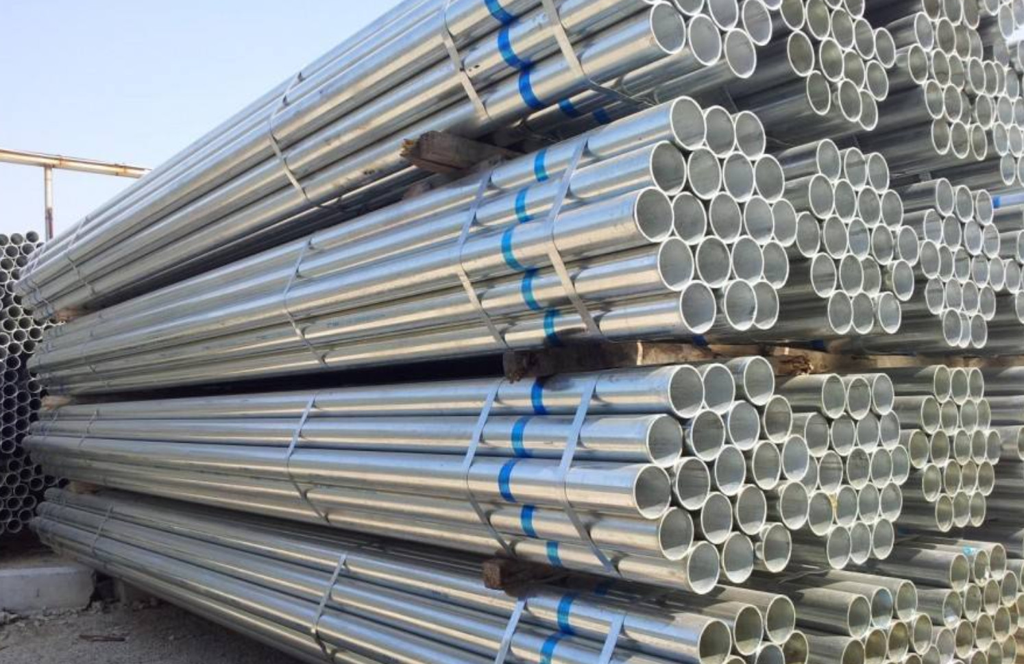 Buy cheap Din 2440 2448 mild steel pipe/carbon steel pipe galvanized pipe/BS 1387 / ASTM from wholesalers