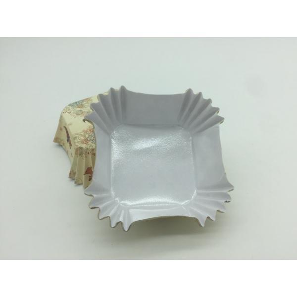 Yellow Paper Baking Cups Special Pattern PET Film Coated Turntable For Cake Decoration