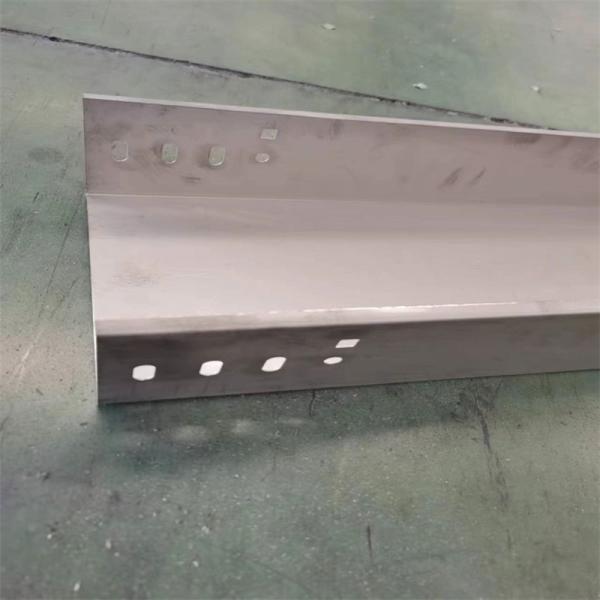 Rectangular Industrial Cable Tray Corrosion Resistant Size Customized