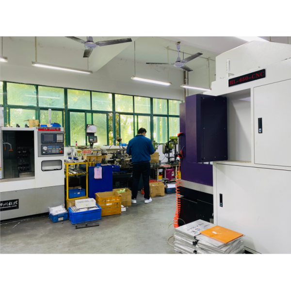 Automatic Desktop Selective Spraying Gluing Conformal Coating Machine for PCB Case Packaging for Chemical Applications Made Wood