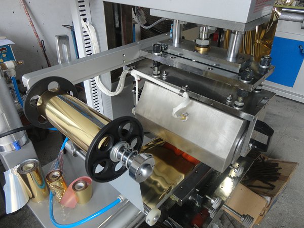 Flat and Cylindrical Hot Stamping Machine