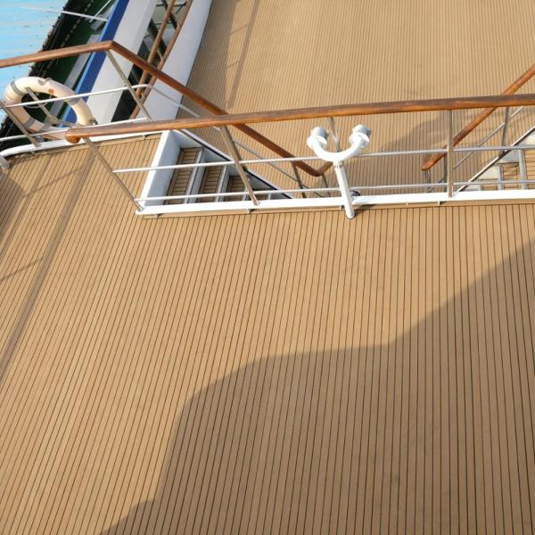 190*5*25000mm Anti-scratch Nonskid PVC Synthetic Teak Sea Deck Boat Flooring