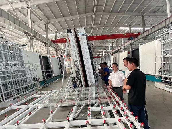 Automatic Insulating Glass Fabrication Equipment With Gas Filling Can Be Customized