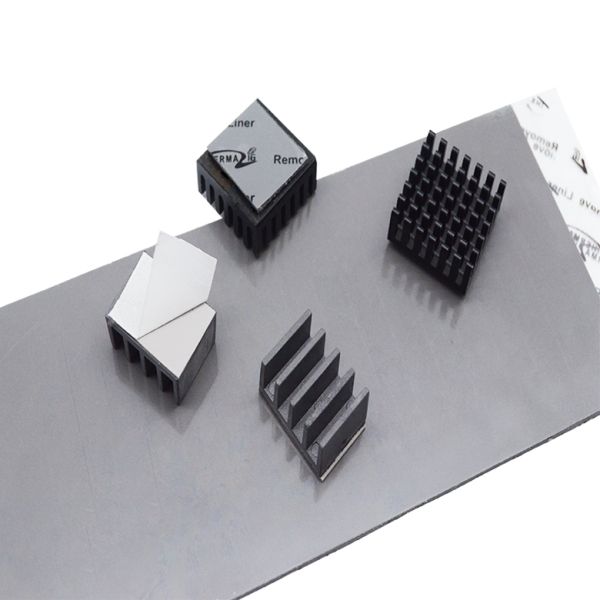 TIF100-85-11US Silicone Based Thermal Interface Material 8.5W Soft Thermal Pad For Electric Vehicle