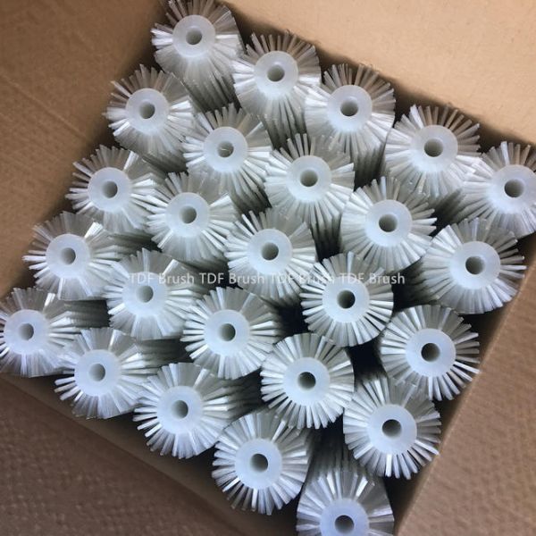 Industrial Grade Customizable Nylon Roller Brush for Deburring and Surface Finishing