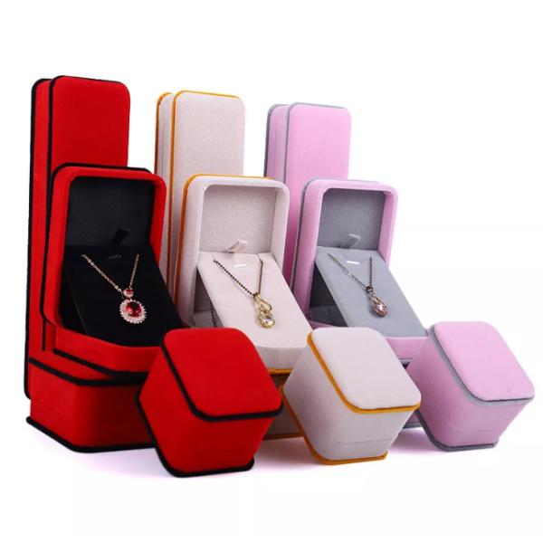 OEM Ring Necklace Packaging Box Pink Velvet Jewelry Box ISO9001
