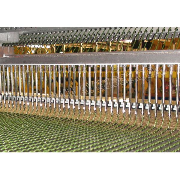 Mix Field Olive Green Soccer Field Lawn with Three Stem and No Glare