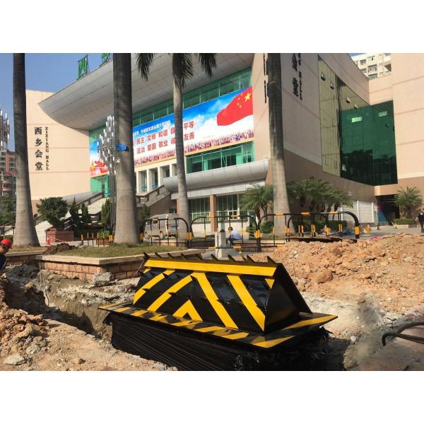 Stainless Steel Hydraulic Road Blocker with 70T Loading and 3s Rising Time for High Security Traffic Control