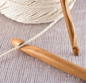 China Weave Yarn Craft Bamboo Circular Knitting Needles Carbonized Bamboo Handle Crochet Hooks on sale