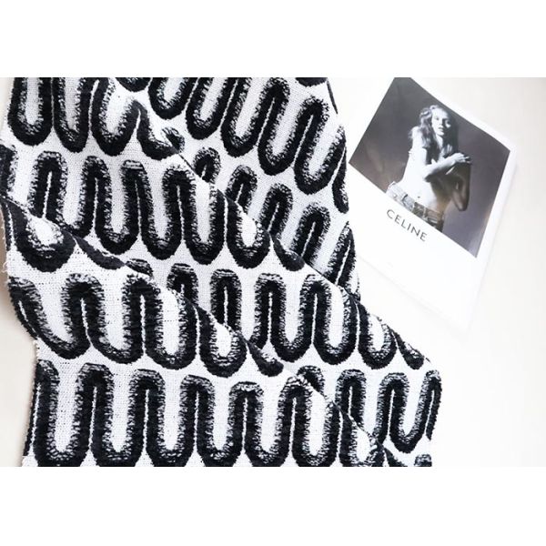 1020gsm Black And White U-pattern Jacquard Chenille For Sofa