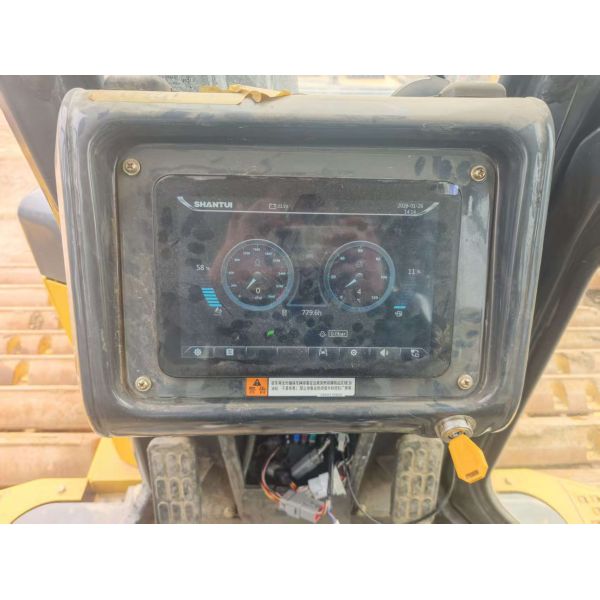 Second-hand Shantui SD17T-Gi2 crawler bulldozer with 717.45 hours and 3D leveling system//Crawler bulldozer for sale
