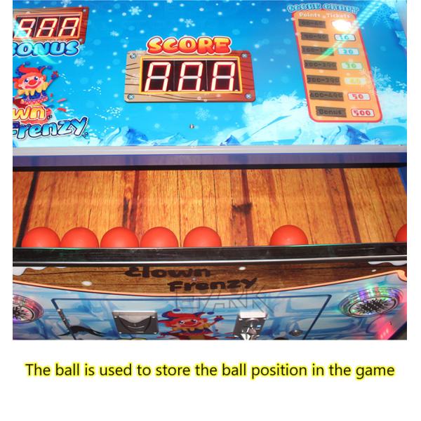 Key Master Clown Frenzy Throw Ball Redemption Game Machine 150W 350W