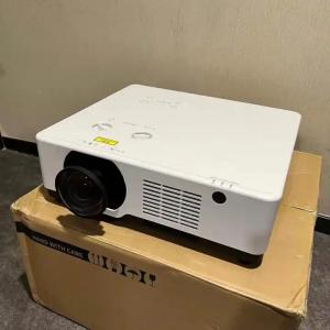 China 1080P Full HD Portable Projector Outdoor / Home Theater 7000 Lumen Laser Projector on sale