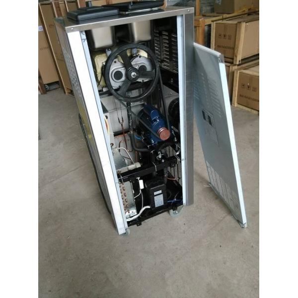 Commercial Soft Sever Ice Cream Making Machines With 1 / 3 Favors 60 / 50Hz