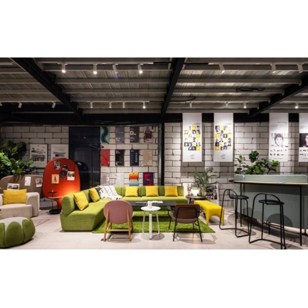 Fabric 135 Degree Curved Corner Sectional Sofa Comfortable For Relaxation