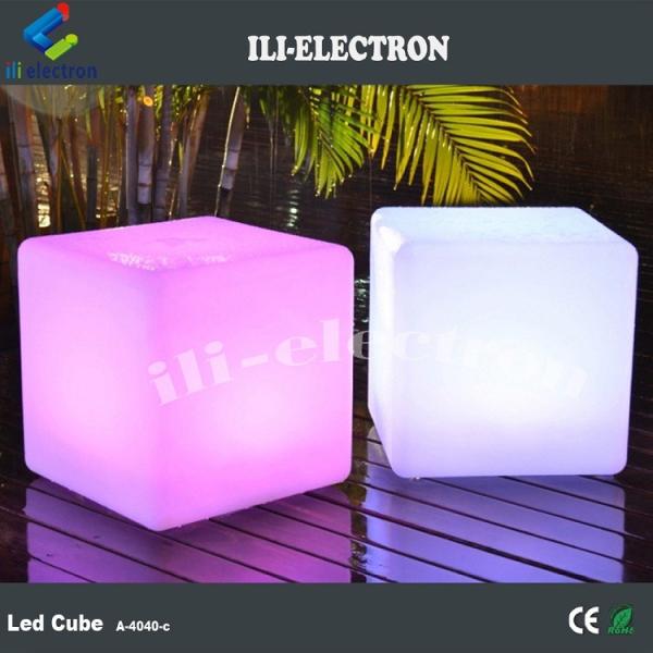 Remote control plastic led lighting cube