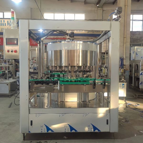 Multi Head Fill Seal Packing Machine Liquid Alcohol Filling Machine 220V