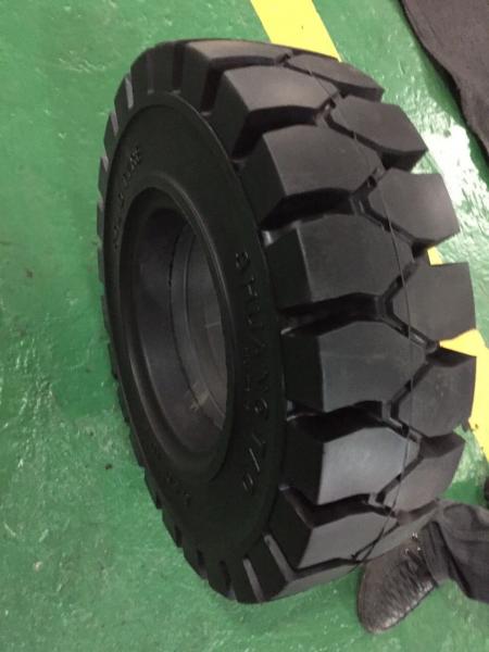 Quality China ISO Manufacturer Wholesale 8.25-15 Forklift Solid Tire  28*9-15 wholesale forklift solid tyre  6.50-10,28x9-15 Who for sale
