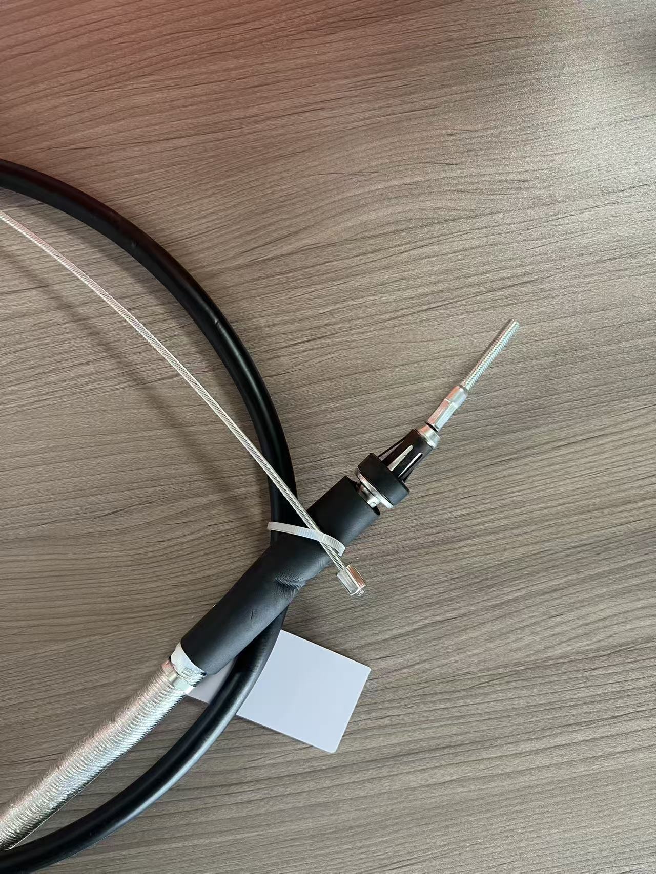 OEM Solid Iron Core Parking Brake Cable Auto Replacement Spare Part OE 46410-60570 For Asian Medium Large Off-road Passenger Vehicles