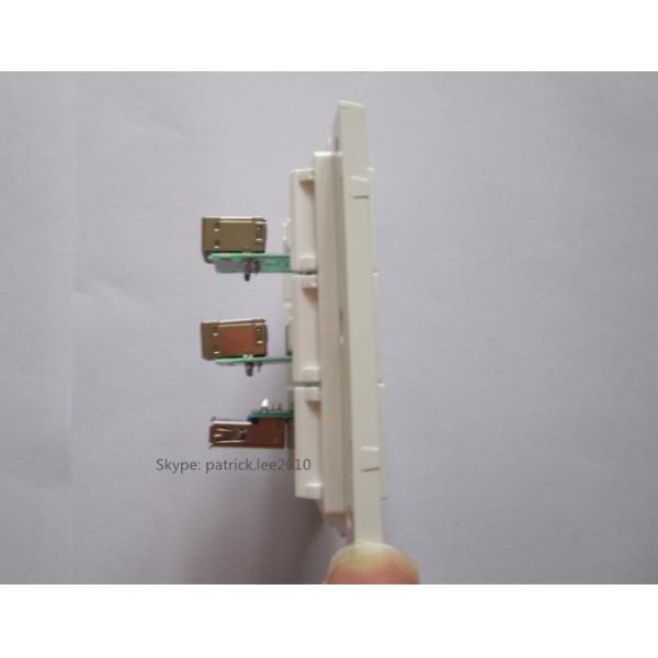 Best Quality Wall Socket White USB 3.0 + USB 2.0+ USB 2.0 Female To Female Plug Outlet