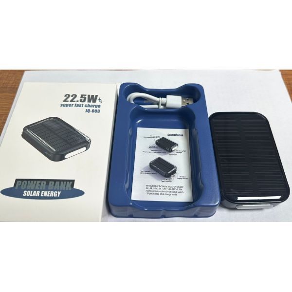 Super Mini Solar Cordless Power Bank 22.5W 5000mAh Keychain Fast Charger With Flashlight