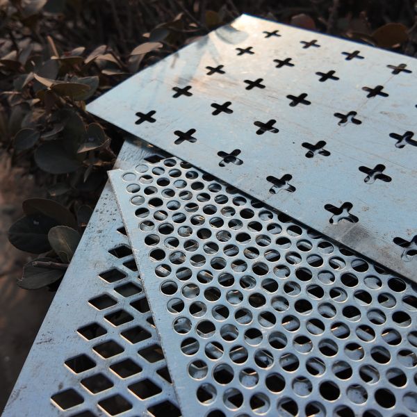 Durable Stylish Q235 304 Perforated Grating For Balcony 1000*2000mm