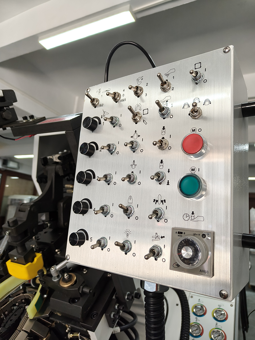 9 Pincers Automatic Toe Lasting Machine for Women Shoes Shoe Making Machine