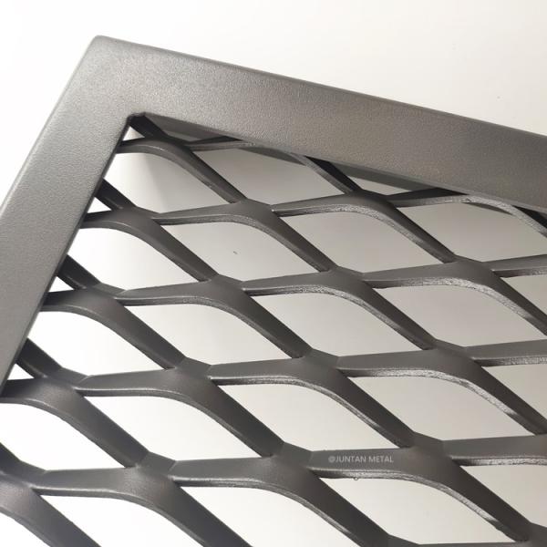 Yellow Color Bigh Hole Expanded Metal Meshsheet For Gate Decorative