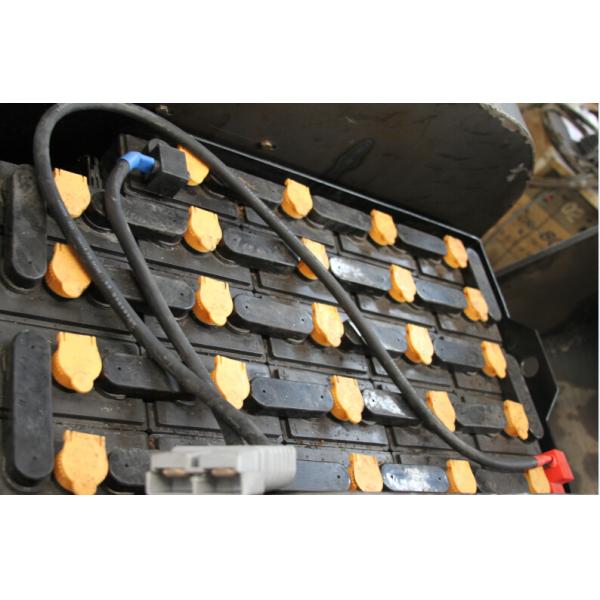 2015 new designed electric forklift operated by battery