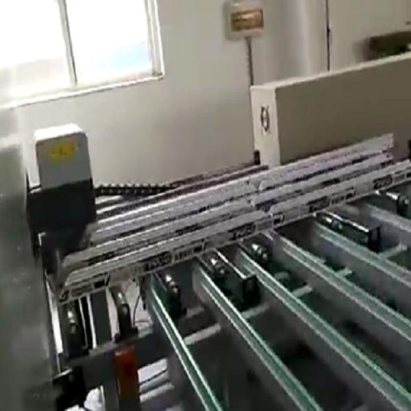 A machine that makes Windows automatic aluminium cutting center cnc machine cnc pvc cutting machines