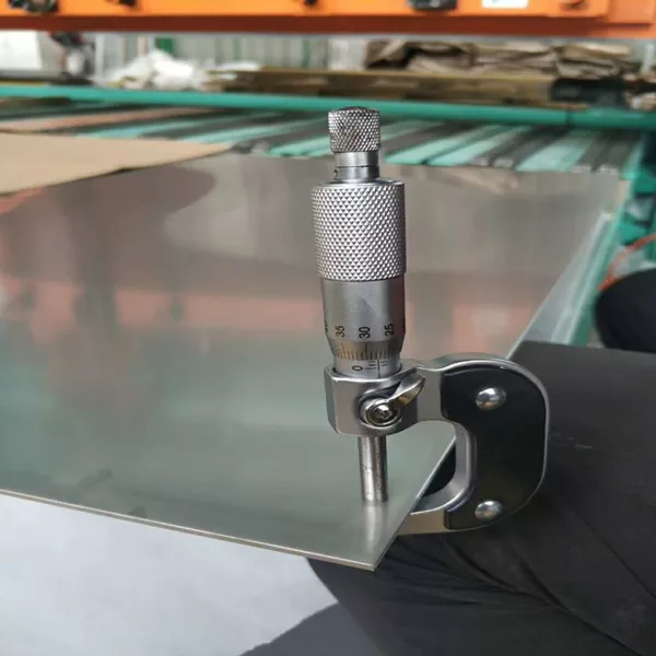 Customizable 316 Stainless Steel Sheet - Surface Options and Punching