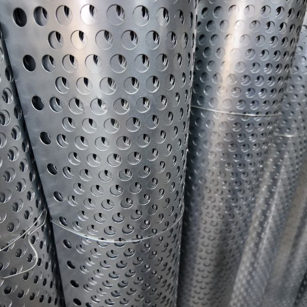 1000*20000mm Perforated Metal Coil For Balcony Base Plates