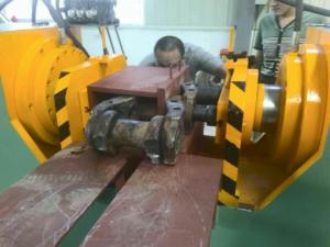 China 40Ml/R 600T Portable Hydraulic Track Pin Press For CAT D12  Dozers on sale