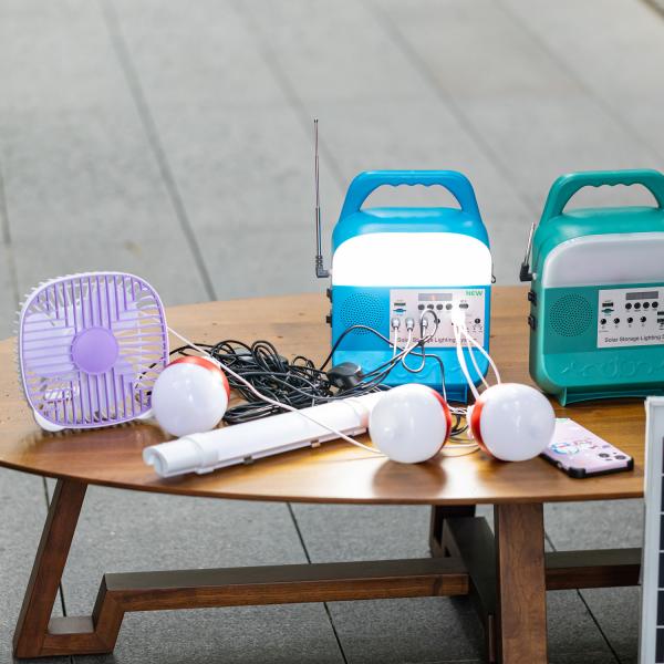 Battery Capacity 12.8V 10000mah Solar Home Lighting System For Ultimate Power