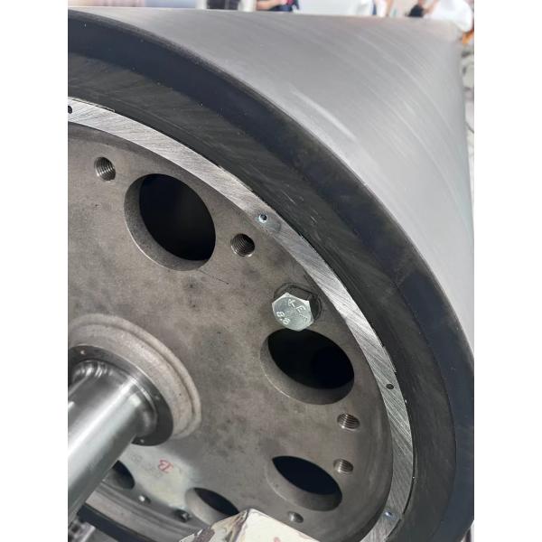 Ultra-wide Carbon Fiber Contact Roller with 40 ShoreA Hardness and 0.25mm Crown for Corrosion Resistance