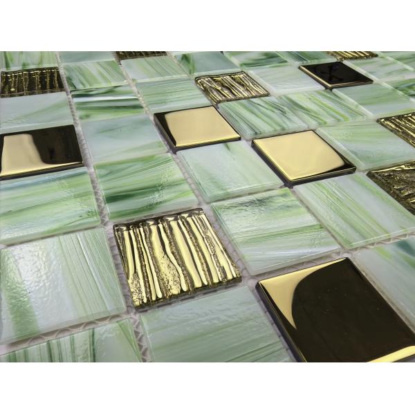 Green Acid-resistant and Non-slip 304x304mm Interior Wall Glass Mosaics For Renovation