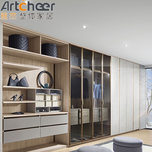 Customized Size Walk In Wardrobe with Modern Stylish Design and Eco-Friendly Material