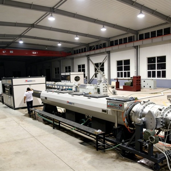 Automatic Solid Wall Underground PE HDPE Water Gas Supply Pipe Extrusion Line