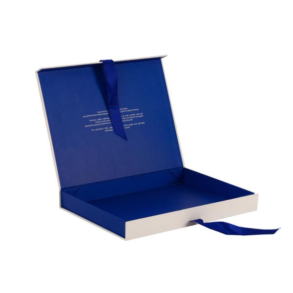 Luxury Customized Rigid Board Magnetic Packages For Electronics Products with Ribbon