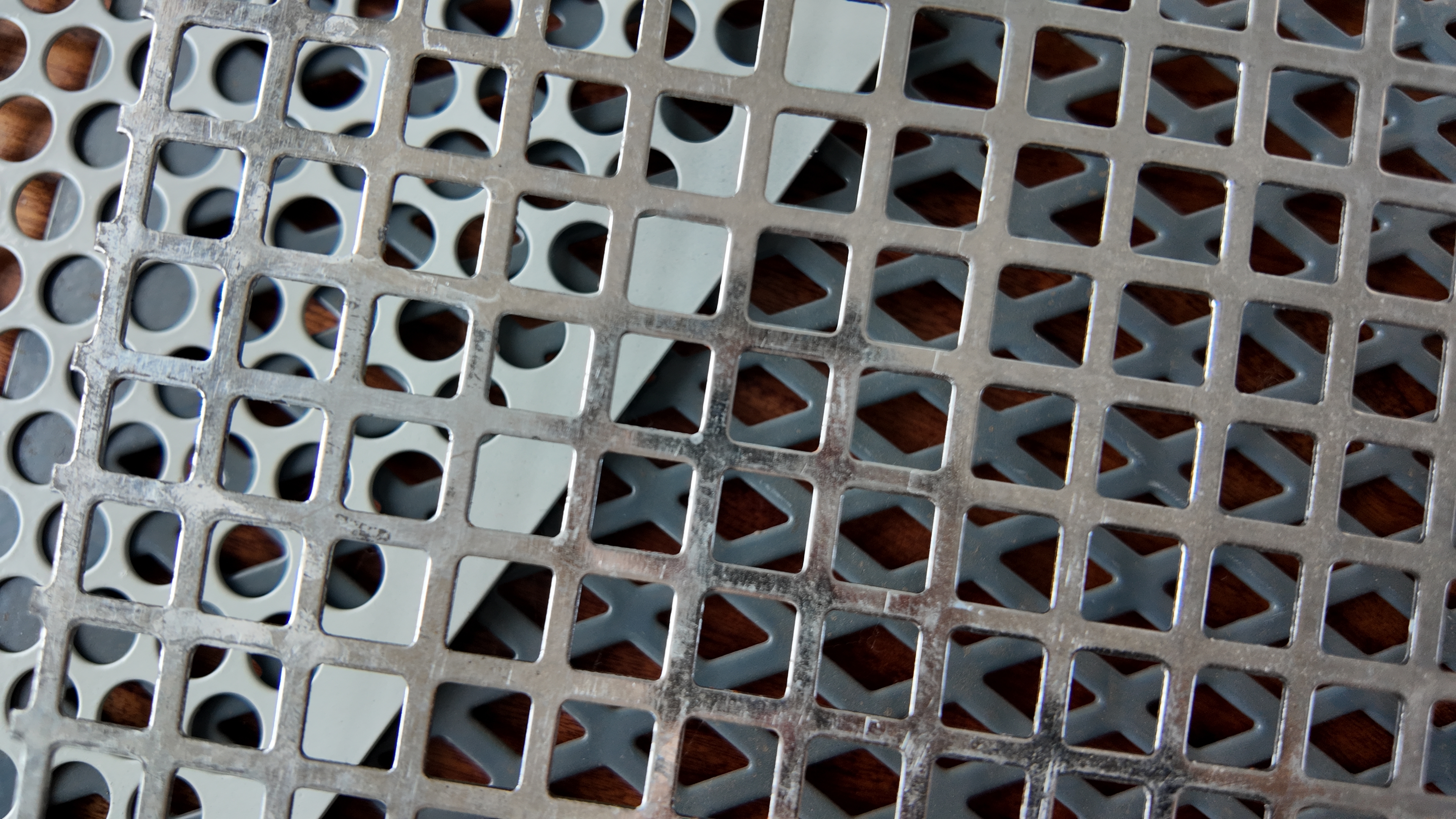 All Material Options Custom Special Shaped Hole Perforated Metal Mesh